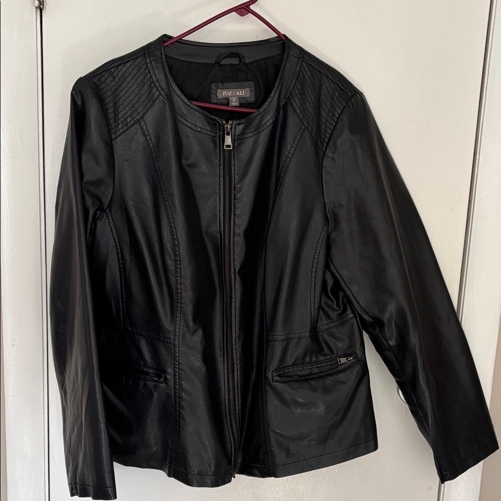 Roz & Ali Black Leather Zip Jacket
